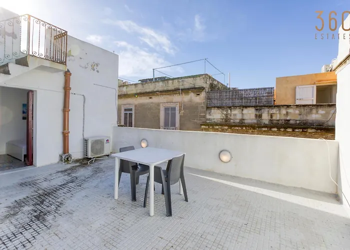 Sweet Stay Floriana Studios